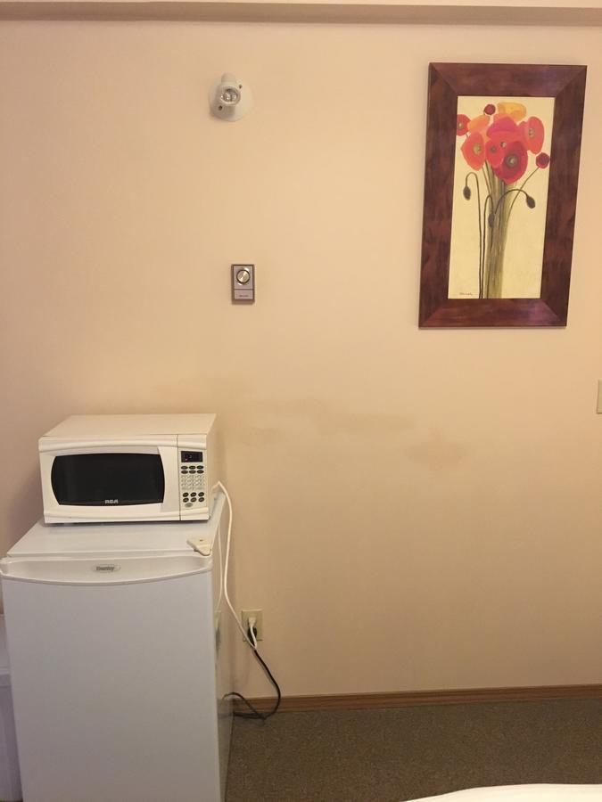 Bulldog Inns Sundre Dış mekan fotoğraf
